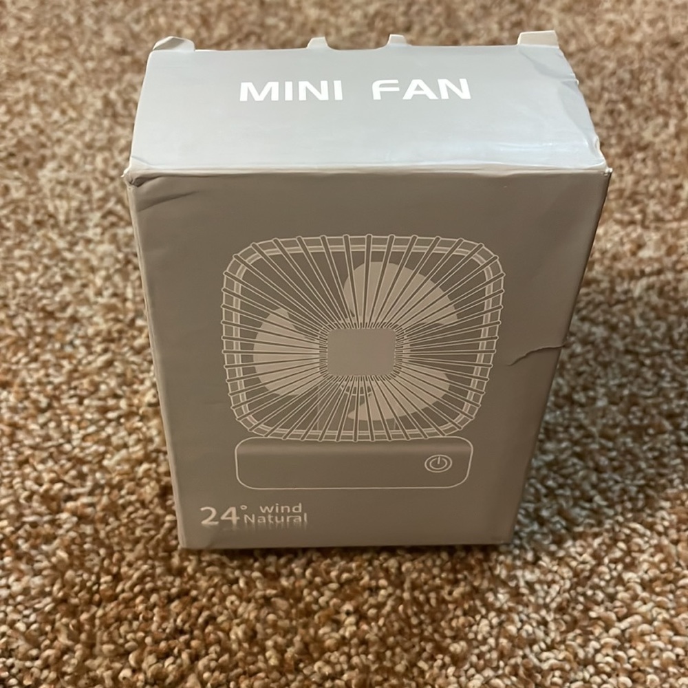 Pink Mini Desktop Fan USB - Picture 6 of 6